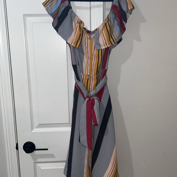 Button up striped Entro dress - Picture 4 of 6